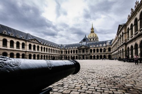 Invalidendom und Armeemuseum Paris